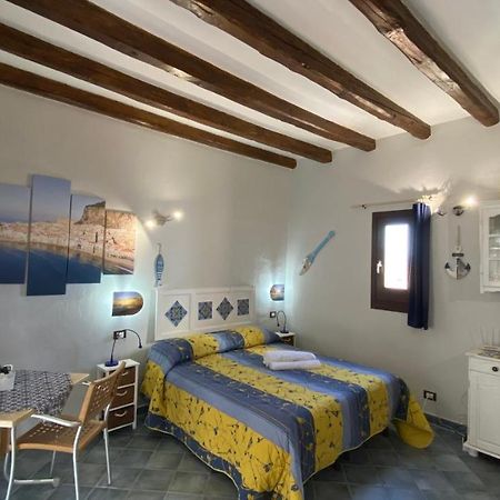 Dal Duomo Al Mare 切法卢 外观 照片